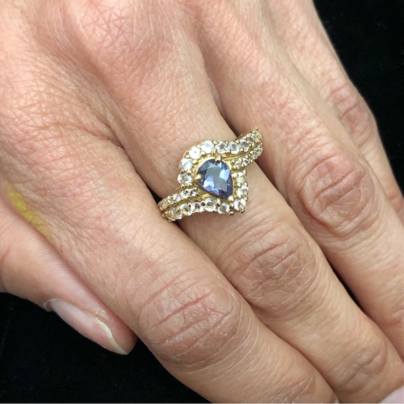 Iolite, white topaz ring with diamond accents - Picture 6 of 7